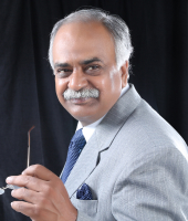 Dr Shailesh Thaker 
